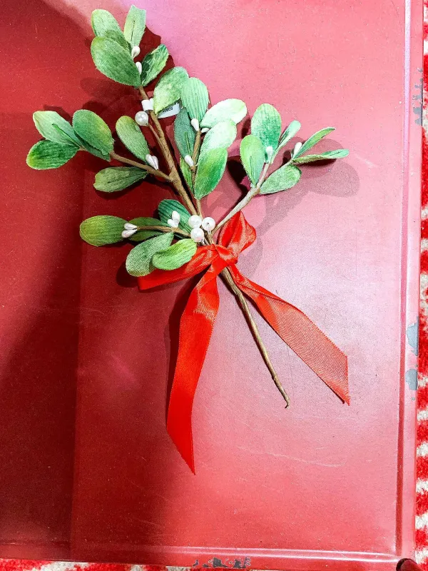 Floral Decor^Kurt S. Adler 10" Mistletoe Pick With Red Satin Bow