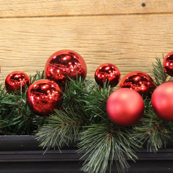 Garlands^RAZ 4' Red Dense Ball Garland