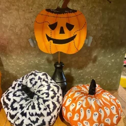 Focal Points^Liberty Floral Bats Fabric Pumpkin