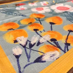 Kitchen & Dining^180 Degrees Berries And Floral Table Cloth