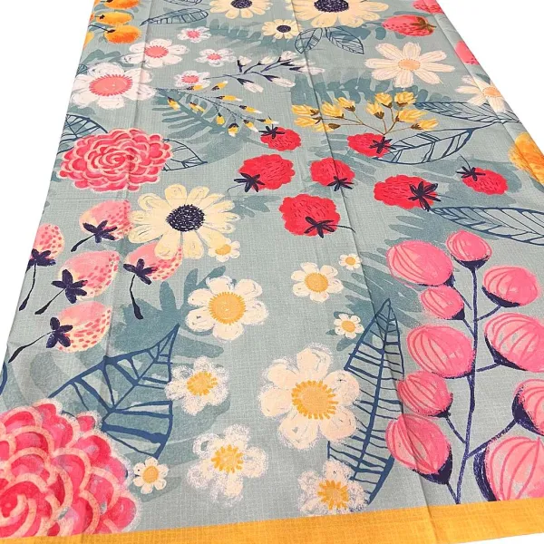 Table Decor^180 Degrees Berries And Floral Table Cloth