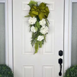 Spring^* Blooming Hydrangea Teardrop
