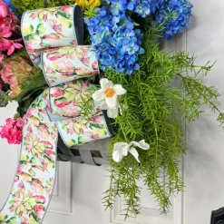 Creations^* Bountiful Spring Basket