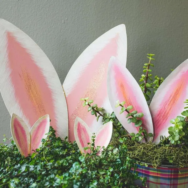 Pot Stakes^The Round Top Collection Bunny Ears, Medium