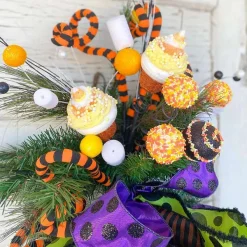 Sprays^Liberty Floral Candy Corn Cupcake Spray