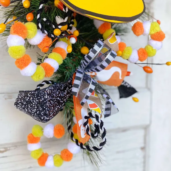 Sprays^Liberty Floral Candy Corn Felt Ball Spray