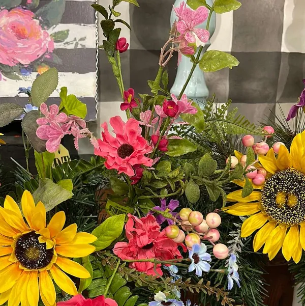 Spring Picks^Liberty Floral Cosmo Berry Fern Pick