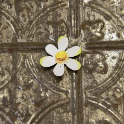Wall Decor^The Round Top Collection Daisy Magnet