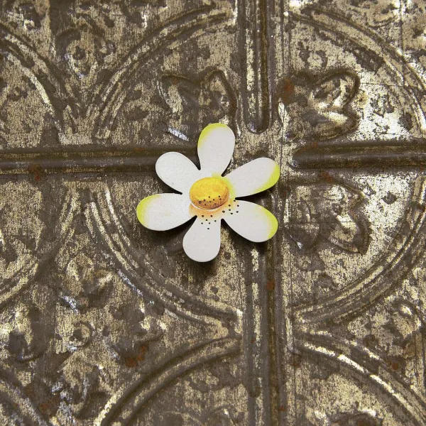 Spring^The Round Top Collection Daisy Magnet