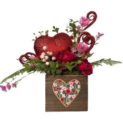 Creations^* Full Of Love Valentine Arrangement