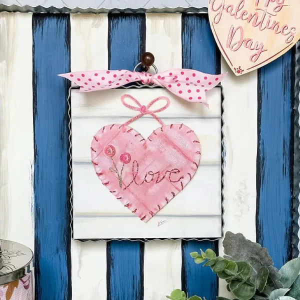 Table Decor^The Round Top Collection Galantine Day Heart Magnet