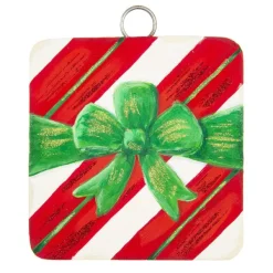 Wall Decor^The Round Top Collection Gift Box Charm