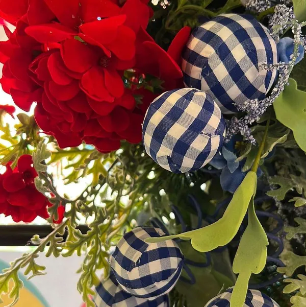 Picks^Liberty Floral Gingham Ball Pick