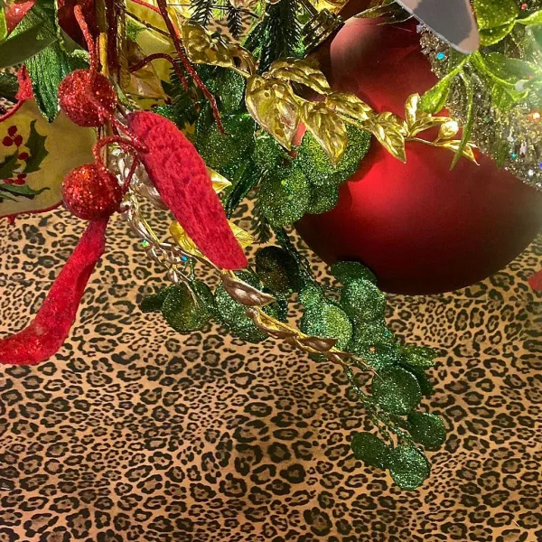 Floral Decor^Regency Glittered Lunaria Leaf Spray