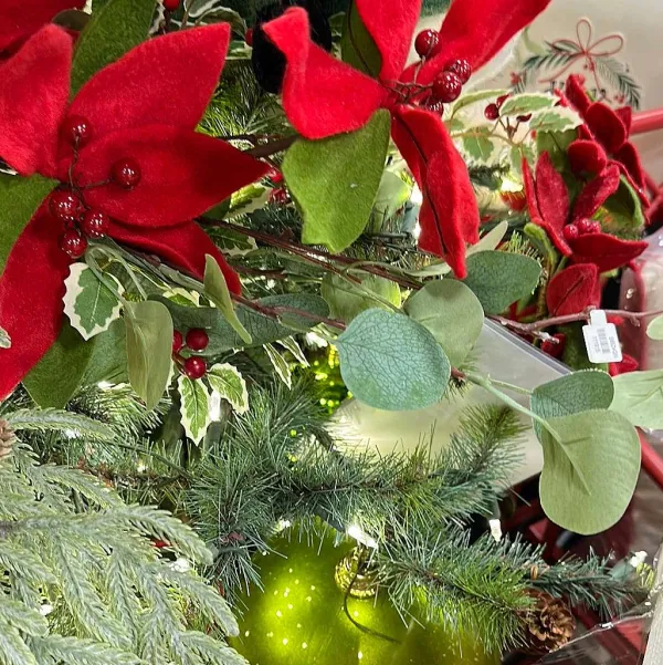 Floral Decor^Liberty Floral Green Silver Dollar Eucalyptus Spray