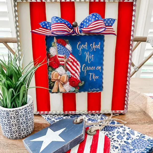 Table Decor^The Round Top Collection Hamilton "His Grace On Thee" Mini Gallery Art