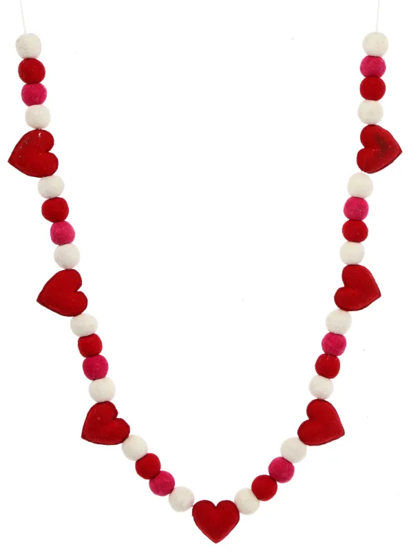 Garlands^Regency Heart Pom Pom Garland