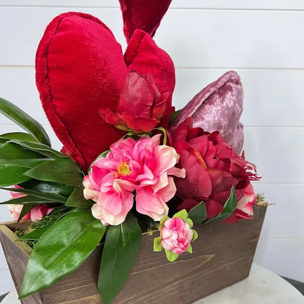 Creations^* Hearts Abound Valentine Arrangement