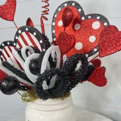 Creations^* Hearts In Bloom Valentine Arrangement