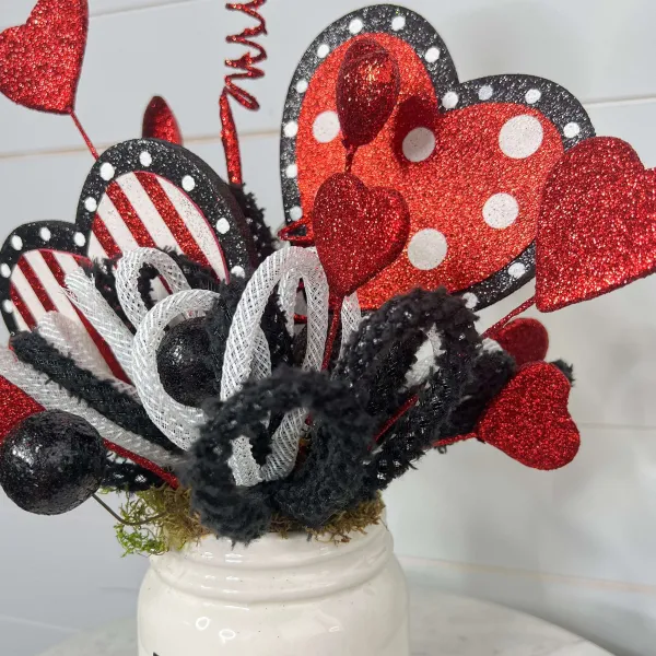 Creations^* Hearts In Bloom Valentine Arrangement