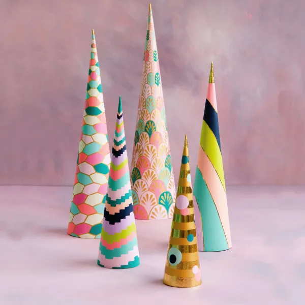 Focal Points^Glitterville House Of Glitter Cone Tree By