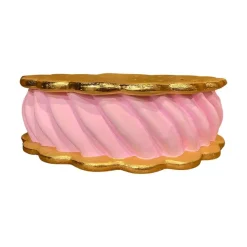 Focal Points^Glitterville Ice Cream Sandwich Display By