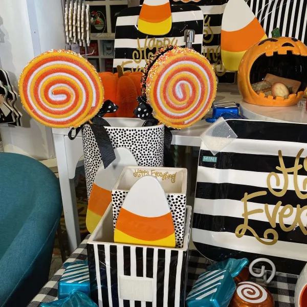 Picks^Liberty Floral Lollipop Spray
