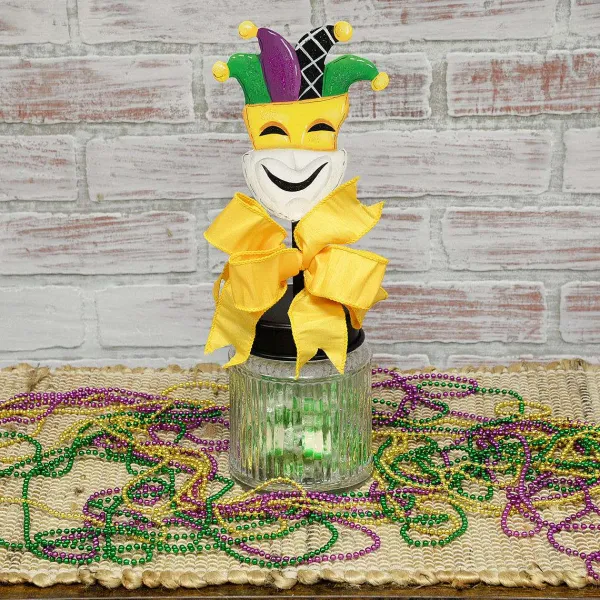 Mardi Gras^The Round Top Collection Mardi Gras Mask Finial