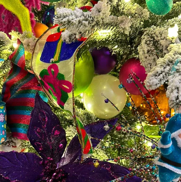Garlands^RAZ Merry & Bright Multicolor Ball Garland, 4'