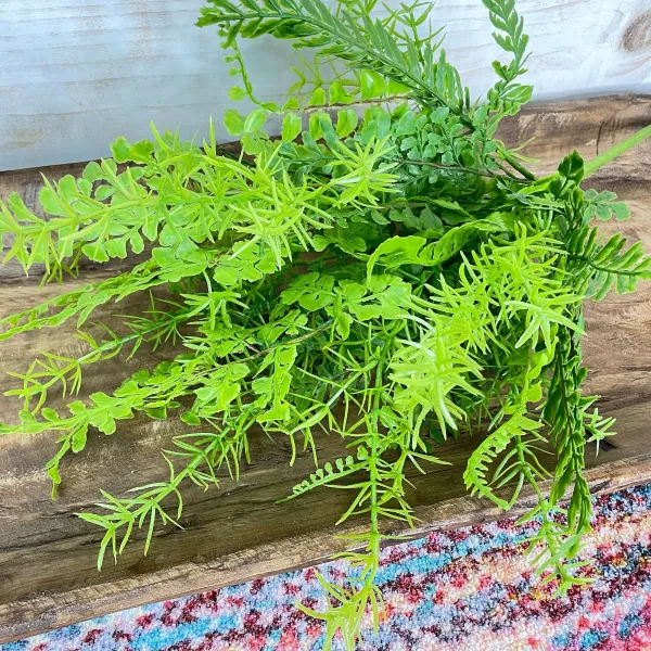 Spring^CRI Mixed Greens Spray