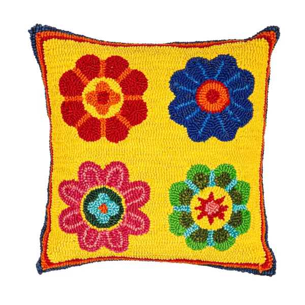 Pillows^Evergreen Palermo Floral Hooked Throw Pillow