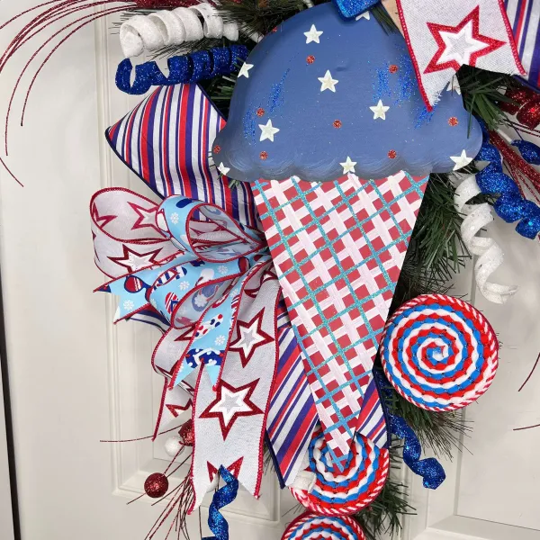 Creations^* Patriotic Treat Teardrop