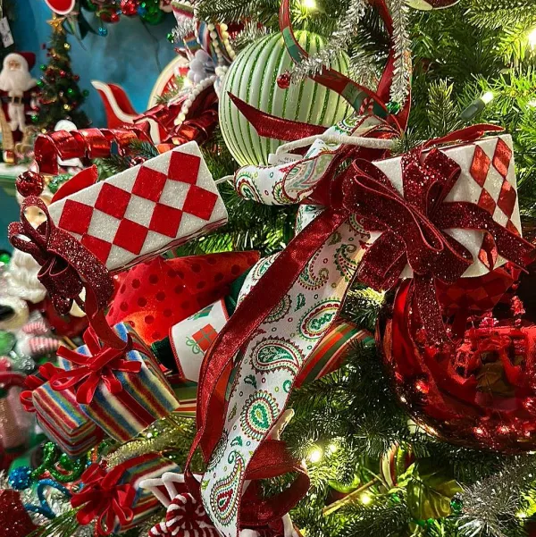 Floral^Direct Export Co. Playful Stripe Christmas Box Spray