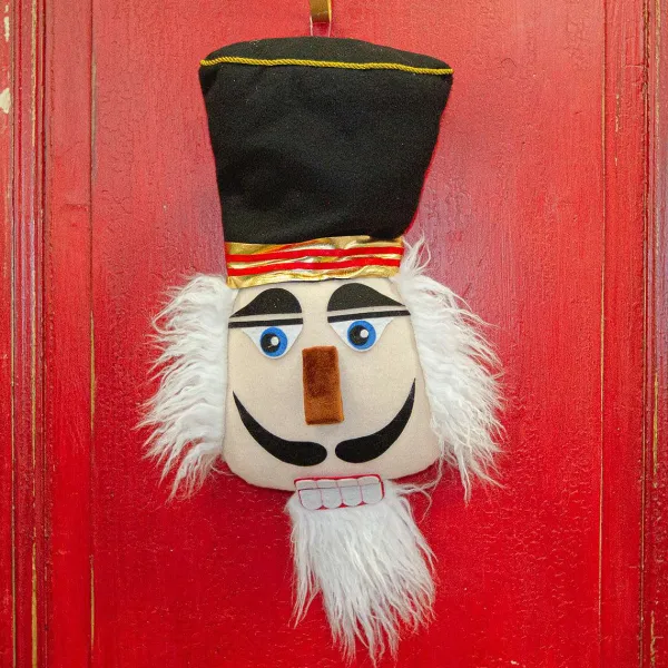 Figurines^Liberty Floral Plush Black Hat Nutcracker