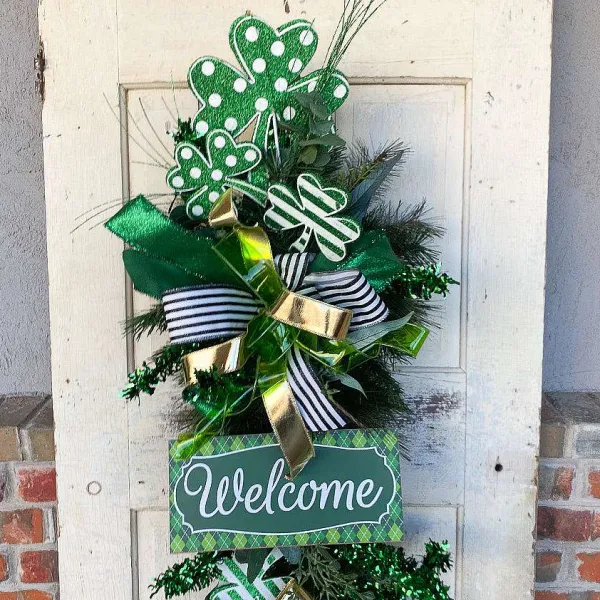 St. Patrick's Day^Liberty Floral Polka Dot Stripe Clover Spray