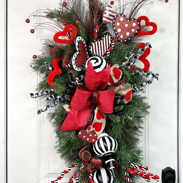 Sprays^Liberty Floral Red And Striped Frizzy Curly Pick