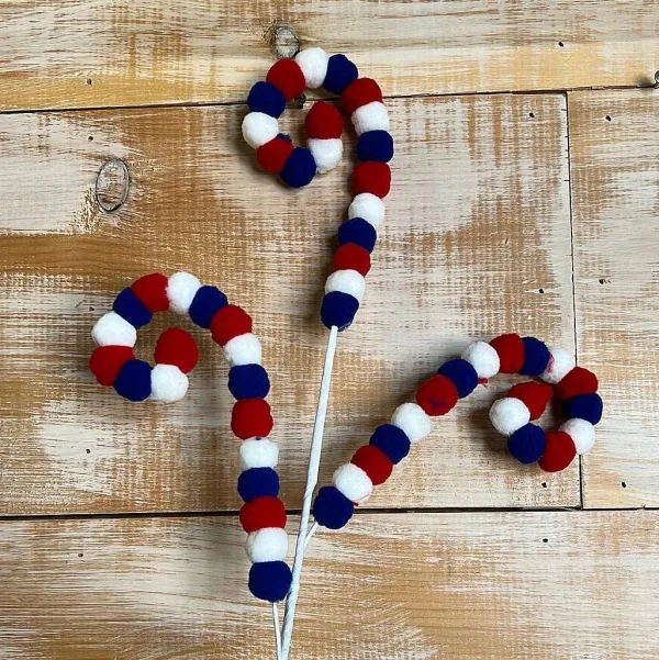 Sprays^Liberty Floral Red, White, And Blue Felt Ball Curly Spray