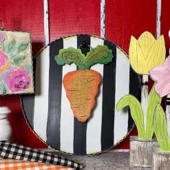 Table Decor^The Round Top Collection Round Black And White Display Board