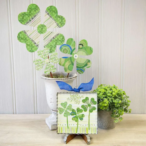 St. Patrick's Day^The Round Top Collection St. Patrick's Clovers Mini Gallery Art
