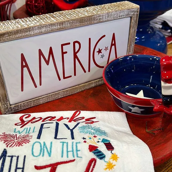 Table Decor^Transpac Stars And Stripes Wood Frame Metal Block