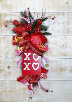 Table Decor^Burton & Burton Valentine's Tag Wall Hanging