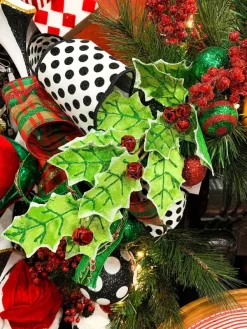 Picks^Liberty Floral Velvet Holly Leaf Bell Pick