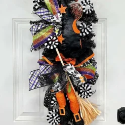 Wall Decor^Craig Bachman Witch Hat, Legs, And Broom Decor Kit