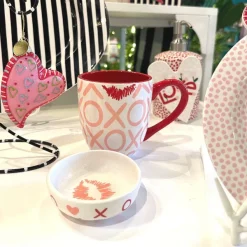 Kitchen & Dining^Happy Everything Xoxo Mug By !