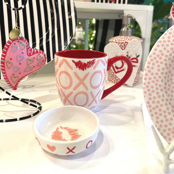 Kitchen & Dining^Happy Everything Xoxo Mug By !