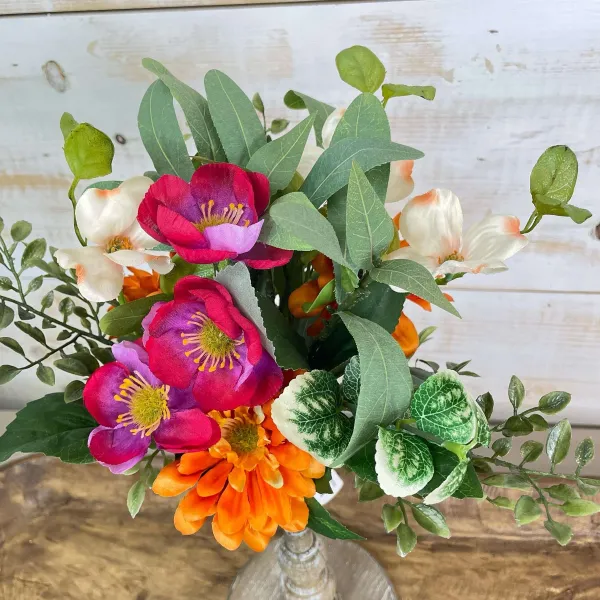 Sprays^CRI Zinnia Mixed Bouquet